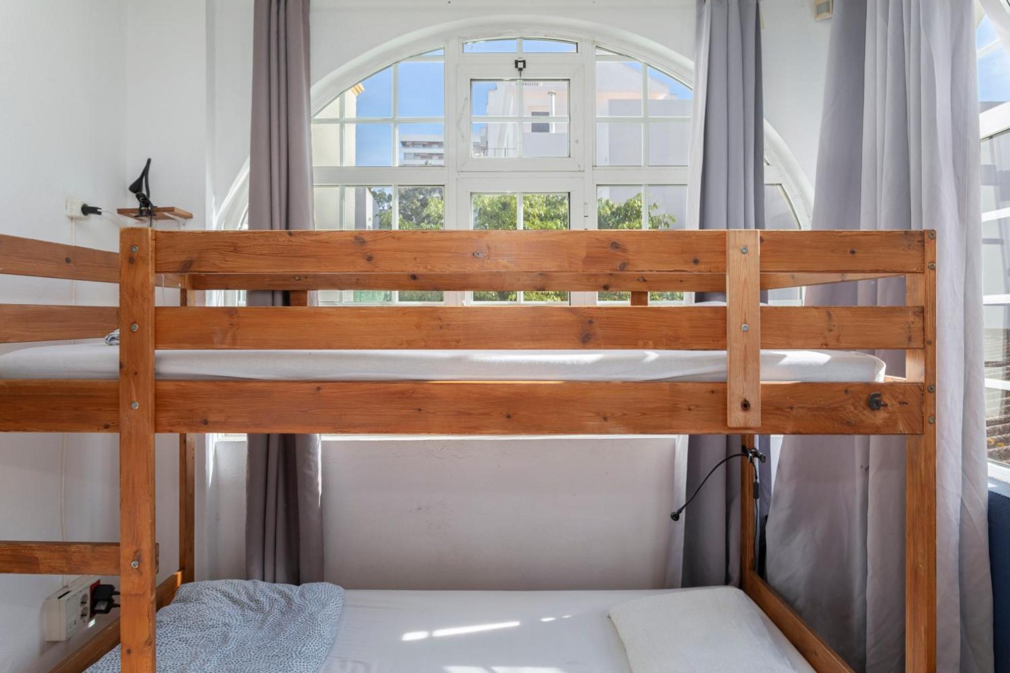 Le Penguin Hostel Dystrykt Dystrykt Faro Zewnętrze zdjęcie