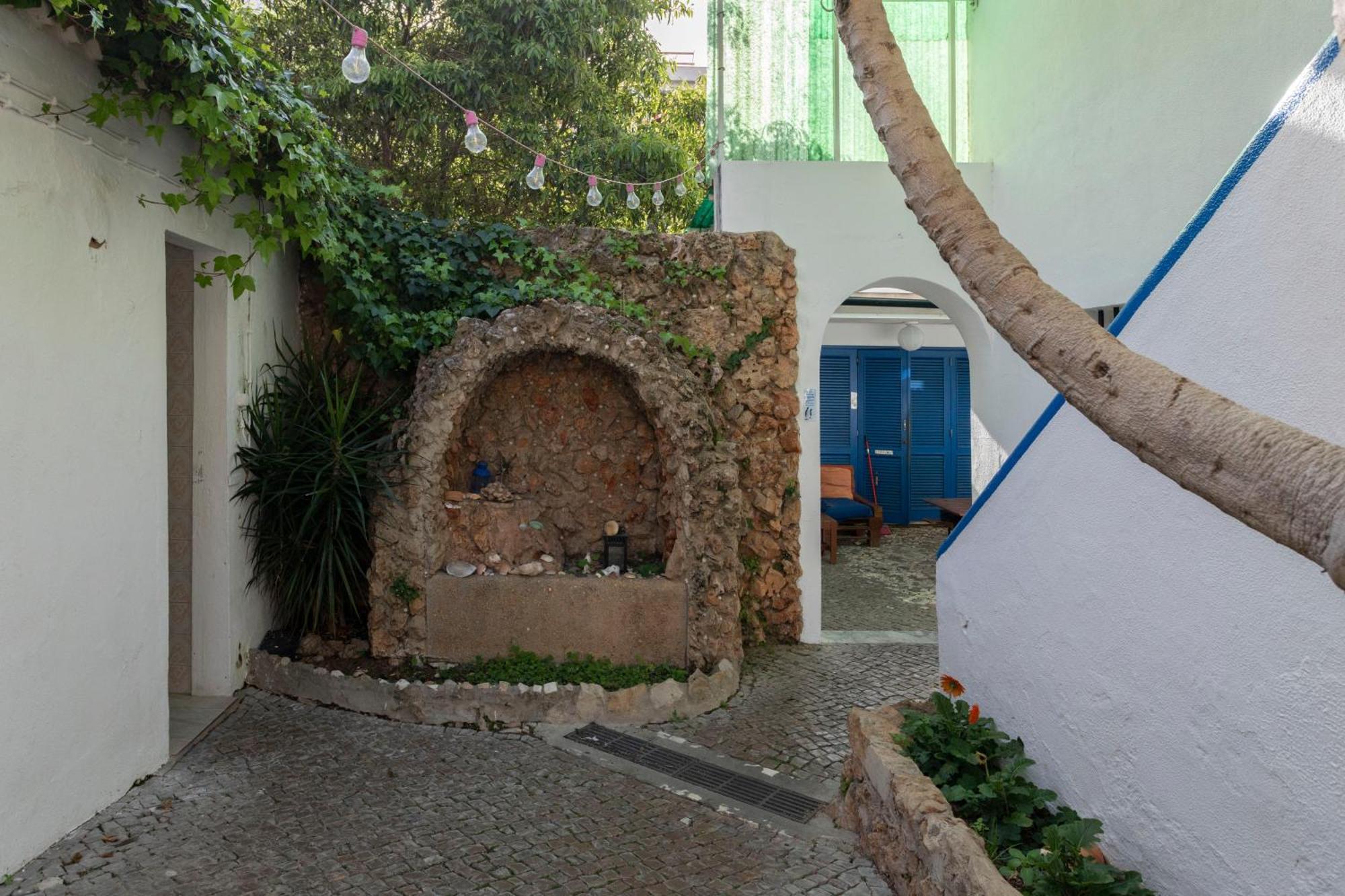 Le Penguin Hostel Dystrykt Dystrykt Faro Zewnętrze zdjęcie